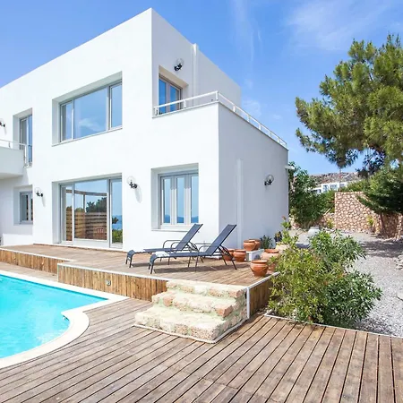 Villa Spilia Bay