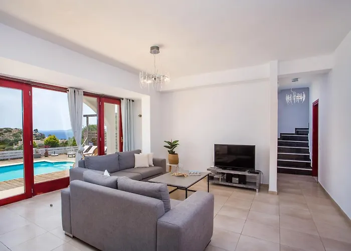 Spilia Bay Villa