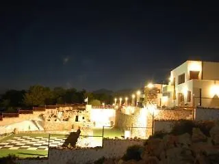 Spilia Bay