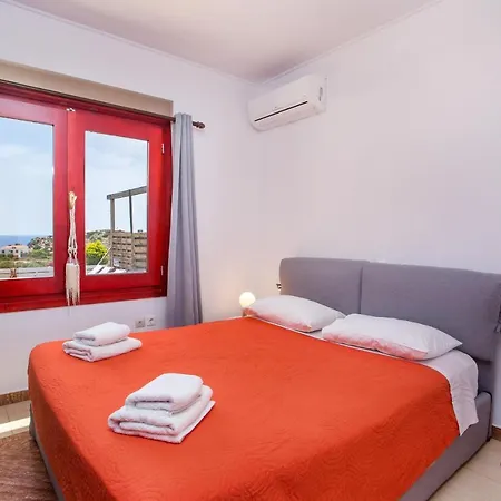 Villa Spilia Bay