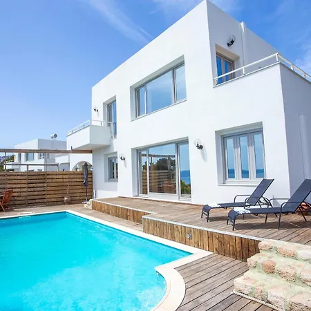 Spilia Bay