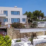 Spilia Bay Villa *