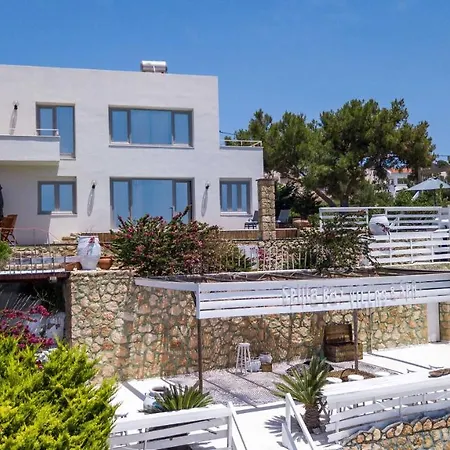 Spilia Bay Vila *