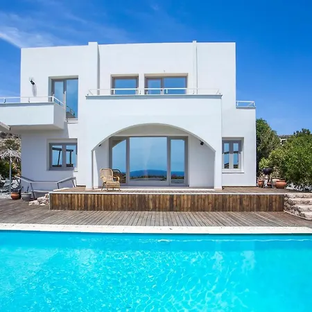 Spilia Bay
