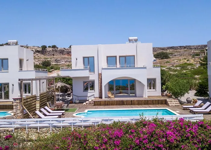Spilia Bay * Πεύκος