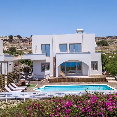 Spilia Bay * Πεύκος