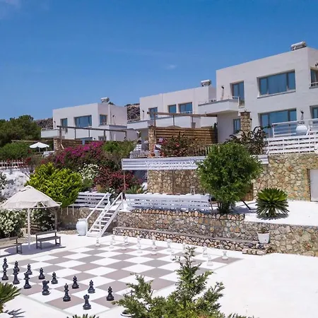Spilia Bay * Πεύκος