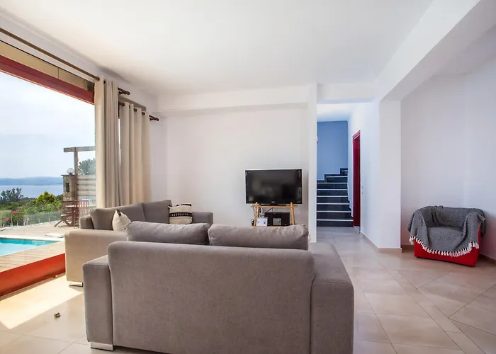 Spilia Bay Villa