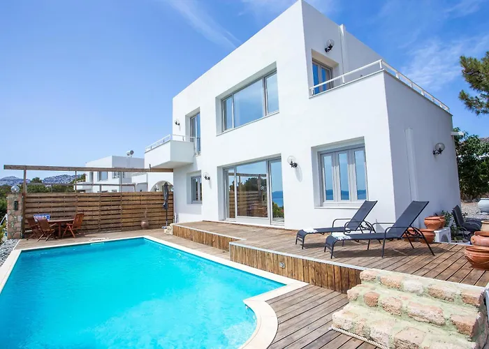 Spilia Bay
